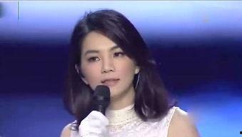 爆料娱乐圈月神,揭秘神秘明星背后的故事